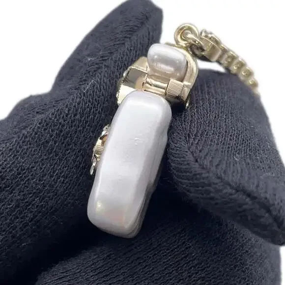 Chanel Cc Logo Earrings Metal #209867C14B - Picture 6 of 9